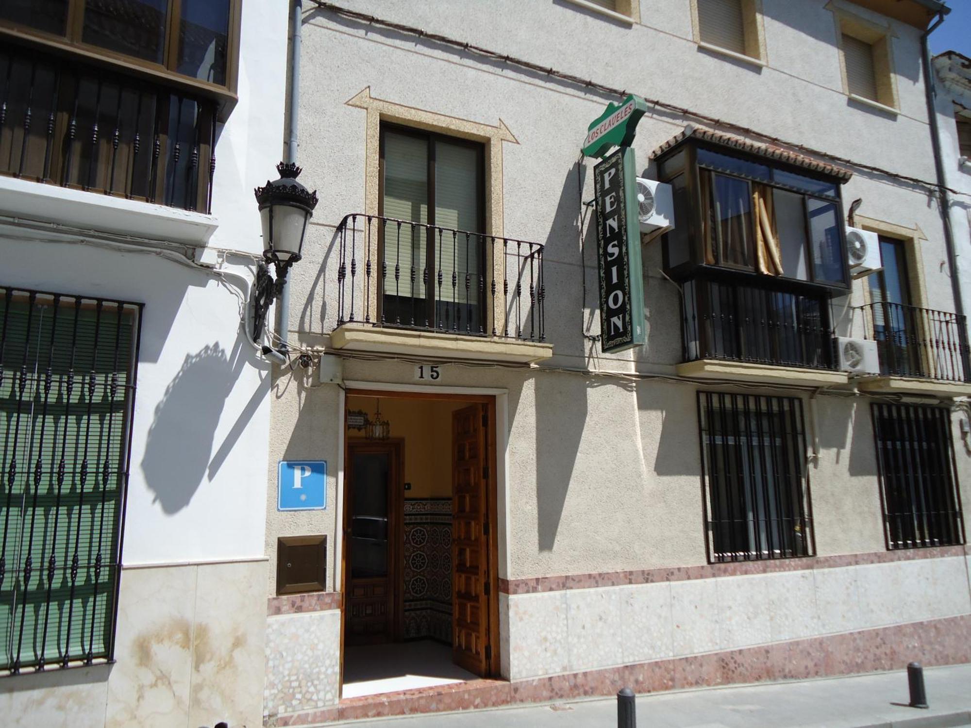 באנה Hostal Los Claveles מראה חיצוני תמונה